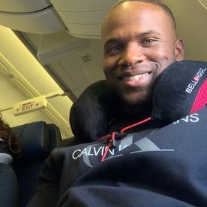 Meet your Posher, Dennis